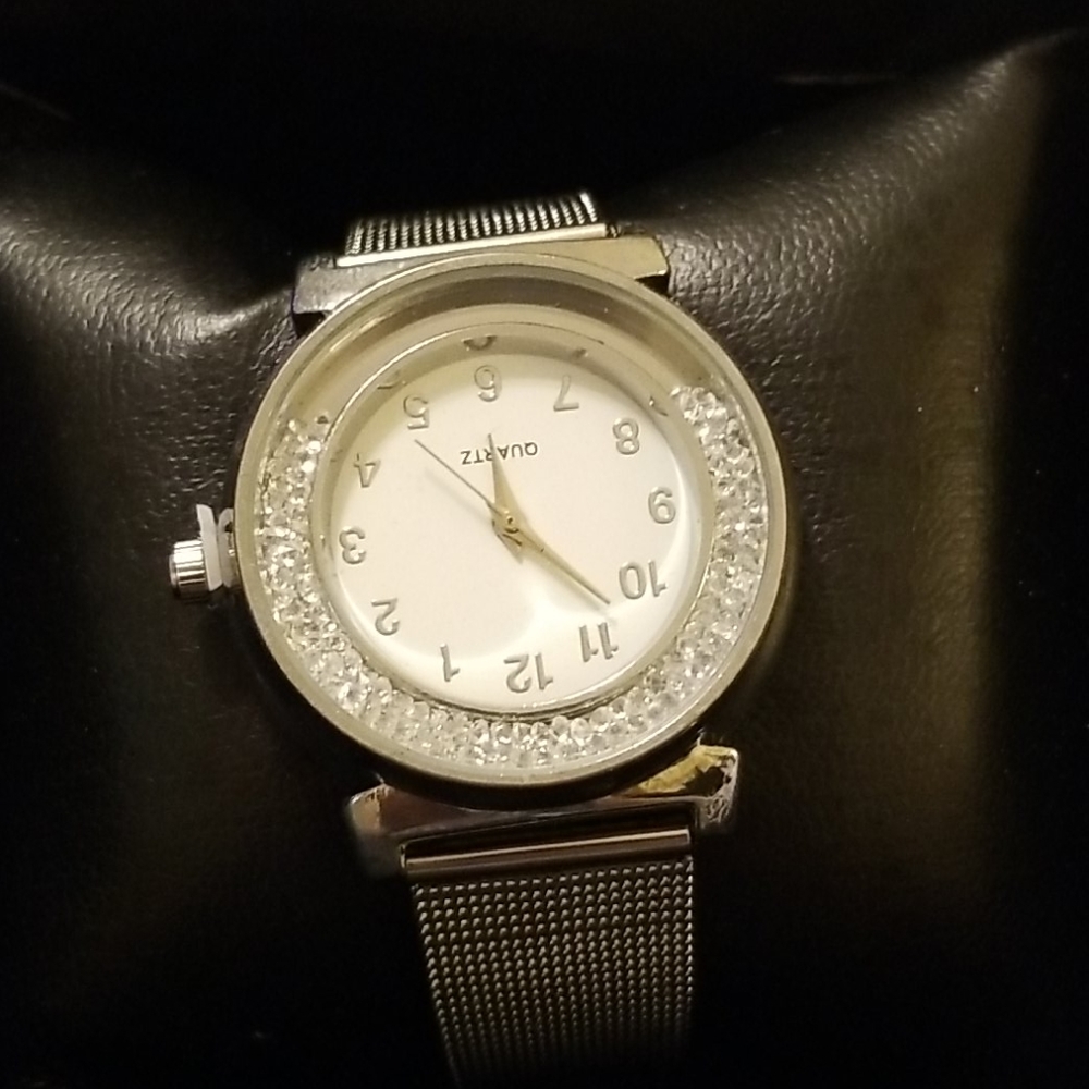 Watch - Picture 2 of 2